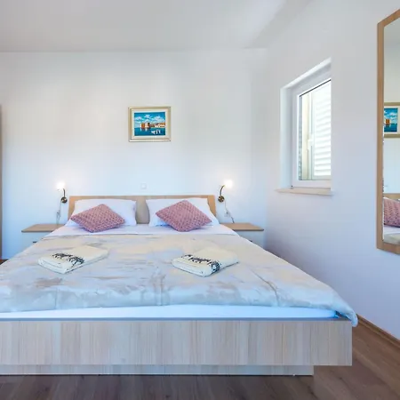 Apartament Rilovic - A4 By Interhome